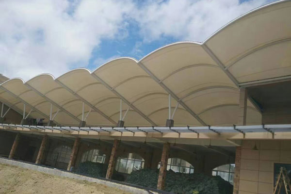 膜布加工服务流程详解：从原料到成品，每一步都精益求精